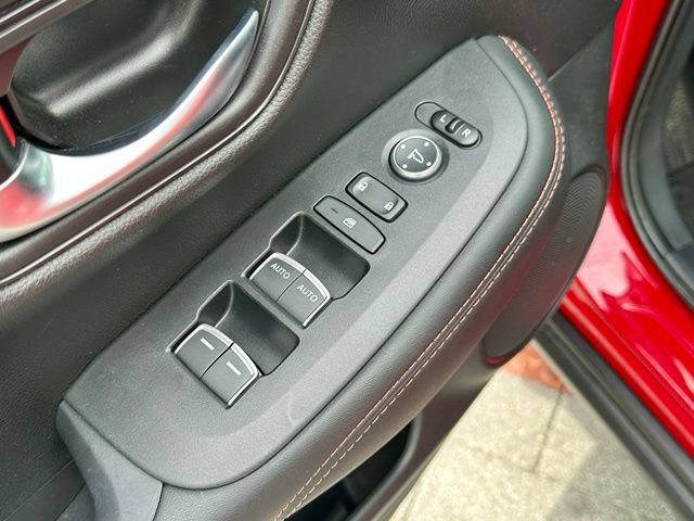 Used 2026 Honda HR-V Sport image 11