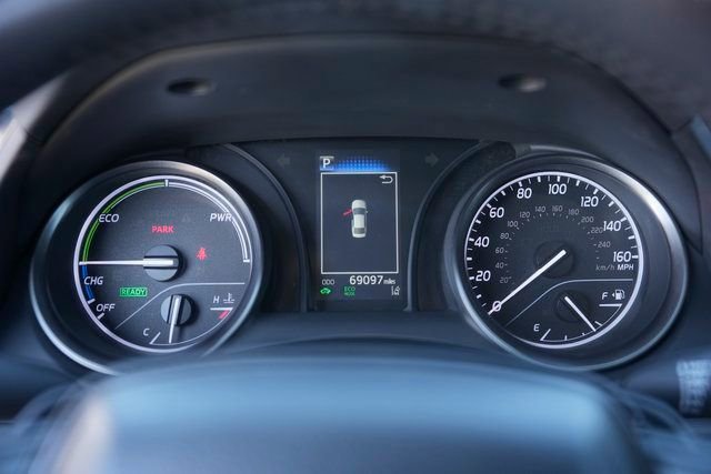 Used 2022 Toyota Camry SE image 24