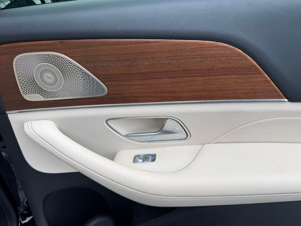 Used 2024 Mercedes-Benz GLE 350 4MATIC image 34