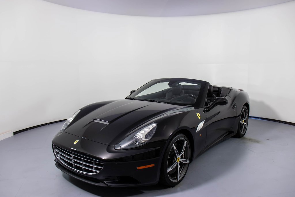 Used 2014 Ferrari California image 10
