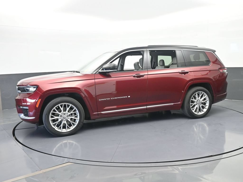 Used 2023 Jeep Grand Cherokee L Summit w/ Luxury Tech Group V AWD/4WD image 2