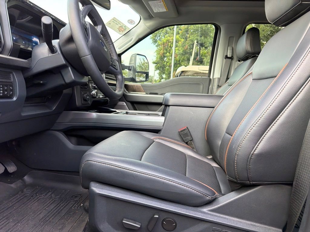 Used 2026 Ford F450 Lariat AWD/4WD image 9