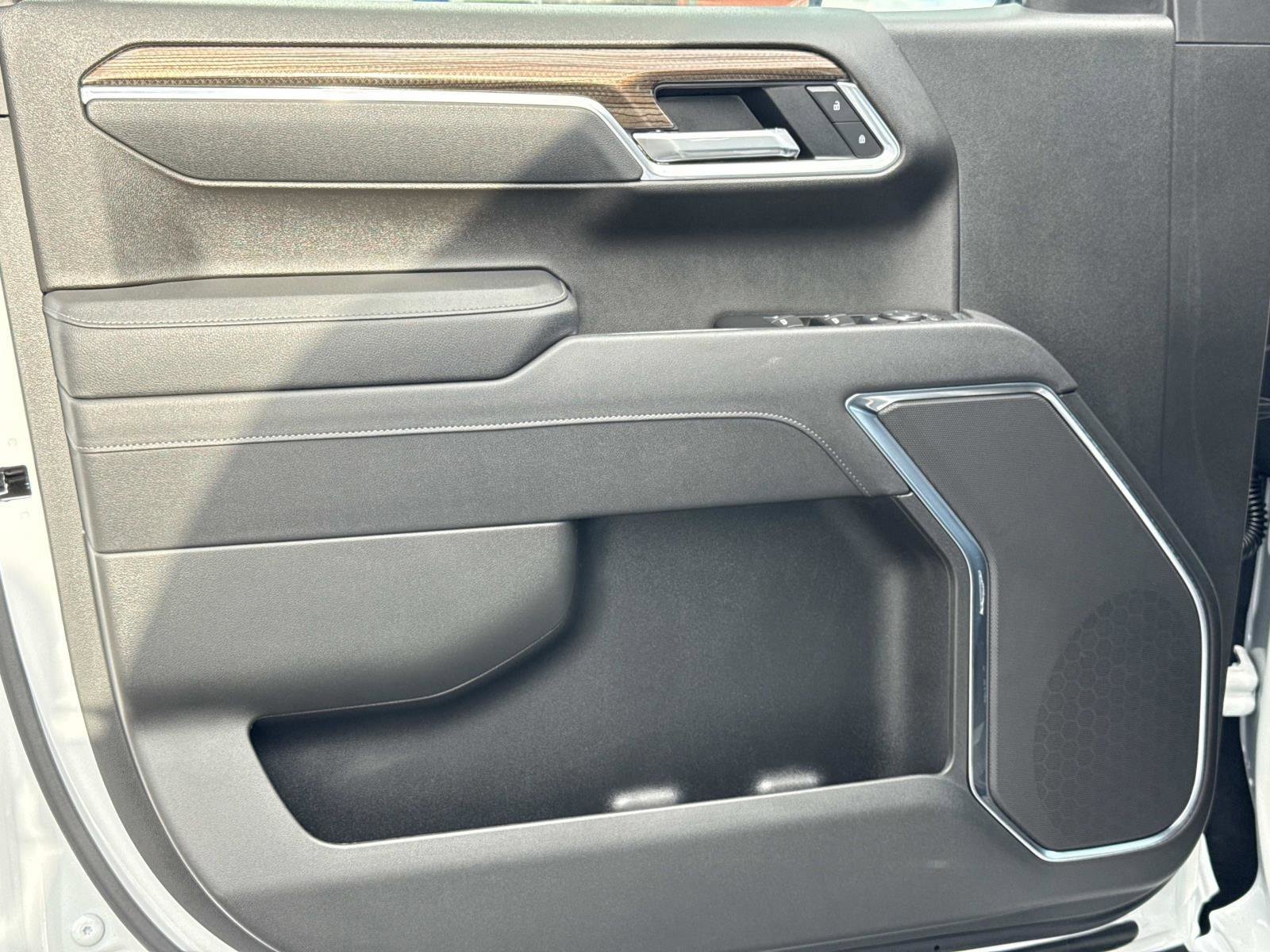 New 2026 Chevrolet Silverado 1500 LT w/ Leather Package image 8