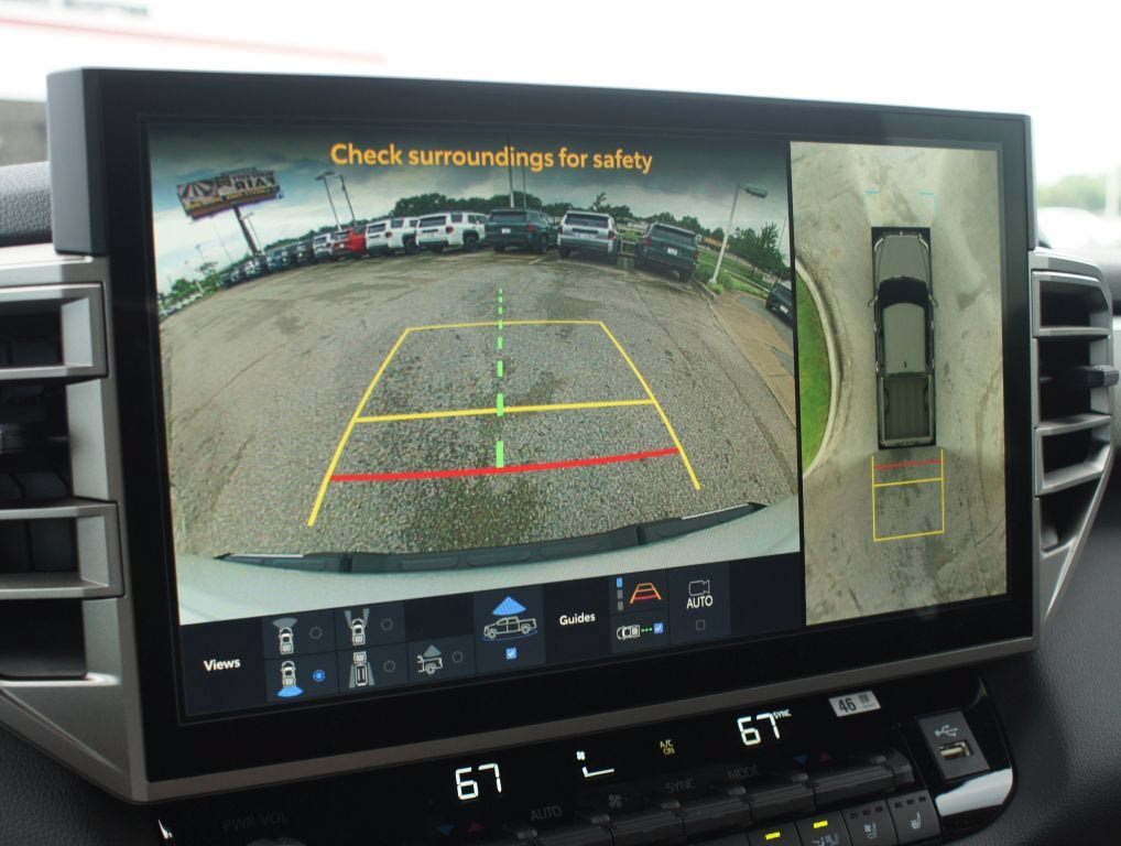 Used 2025 Toyota Tundra Limited AWD/4WD image 24