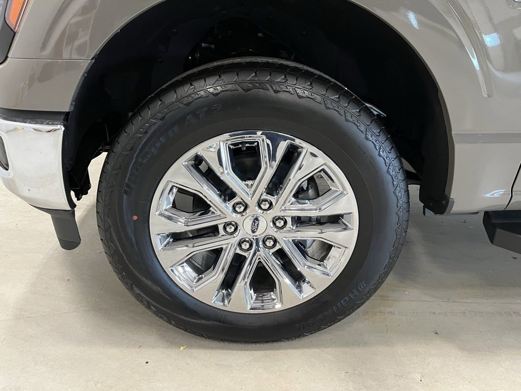 New 2025 Ford F150 XLT w/ Equipment Group 302A MID image 9