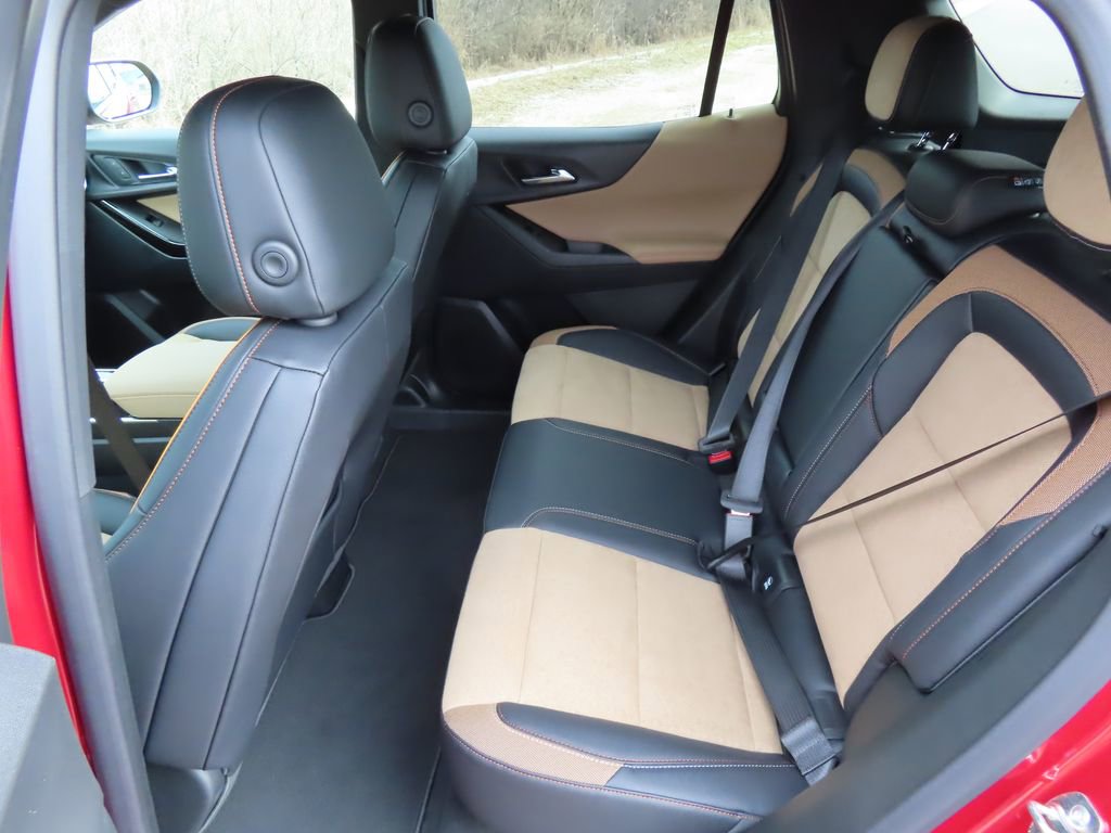 New 2026 Chevrolet Equinox ACTIV image 25