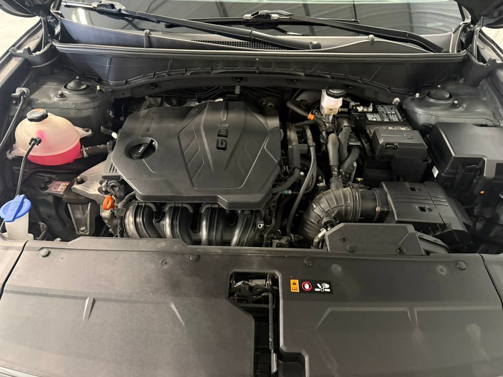 Certified 2023 Hyundai Tucson Limited AWD/4WD image 18