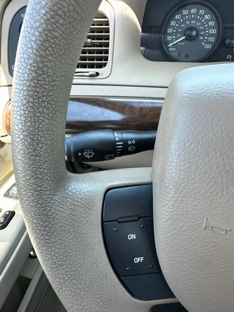 Used 2006 Mercury Grand Marquis GS RWD image 16