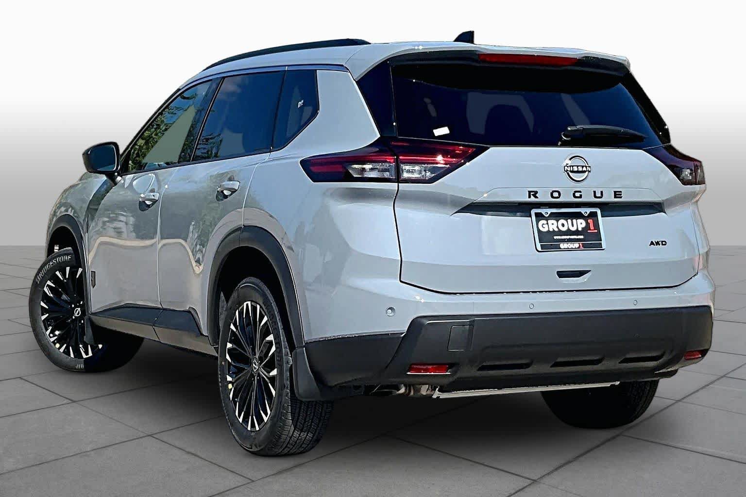 New 2026 Nissan Rogue Dark Armor AWD/4WD image 7