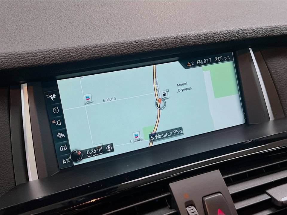Used 2018 BMW X4 xDrive28i AWD/4WD image 16