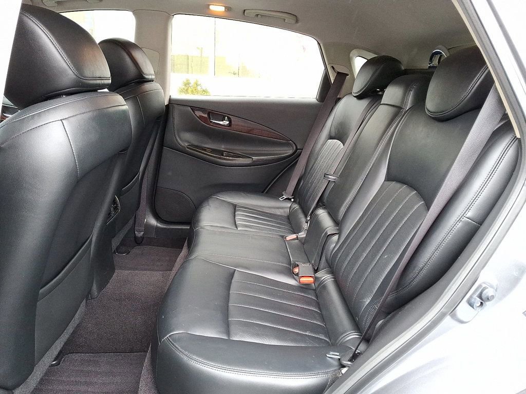 Used 2017 INFINITI QX50 AWD w/ Premium Plus Package image 10