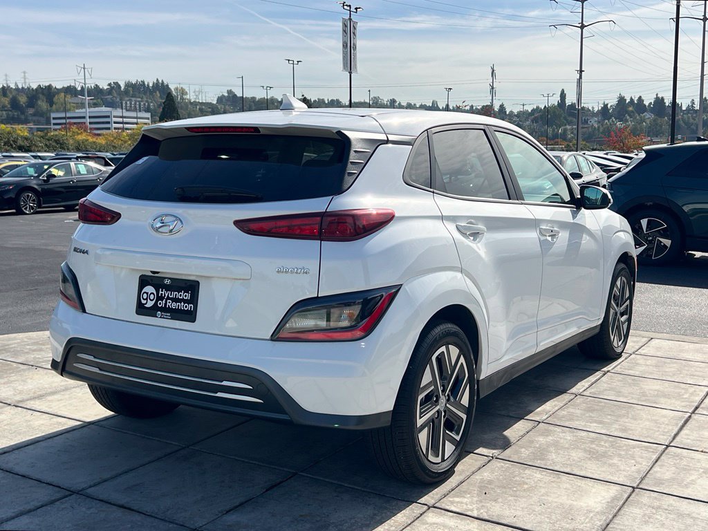 Certified 2023 Hyundai Kona SE FWD image 7