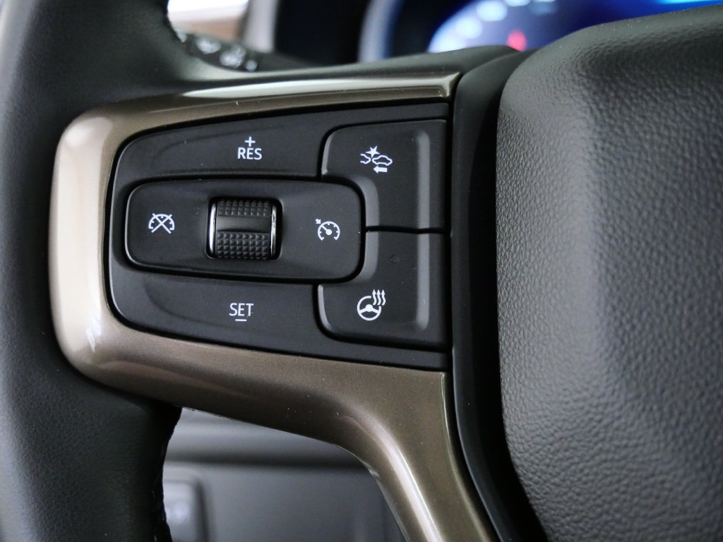 Used 2023 Chevrolet Suburban High Country AWD/4WD image 29
