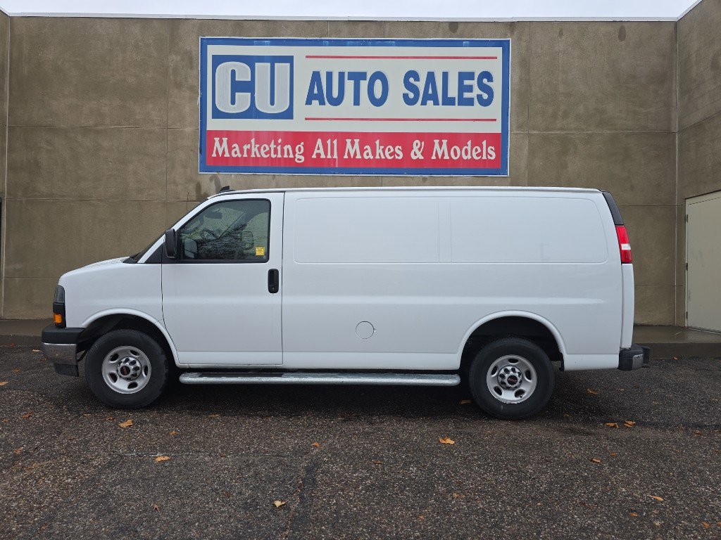 Used 2024 GMC Savana 2500 Work Van w/ Driver Convenience Package image 4