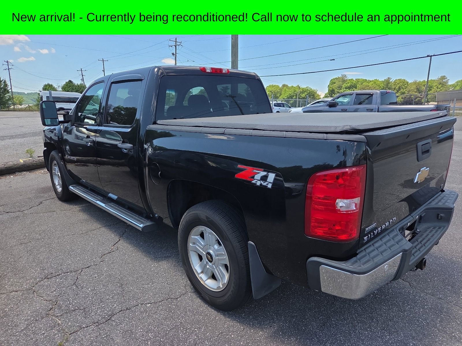 Used 2011 Chevrolet Silverado 1500 LT w/ All-Star Edition AWD/4WD image 6