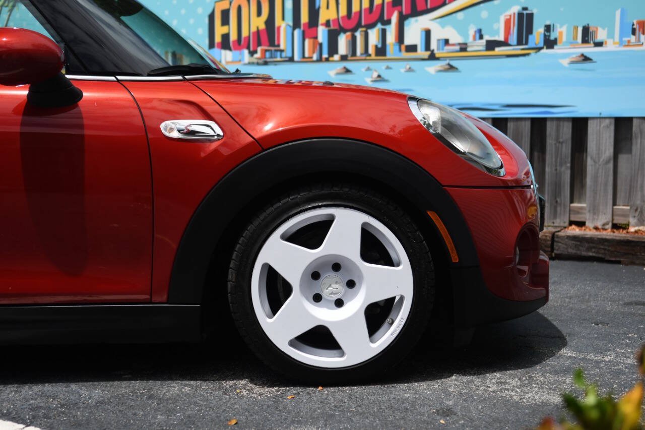 Used 2016 MINI Cooper S FWD image 37