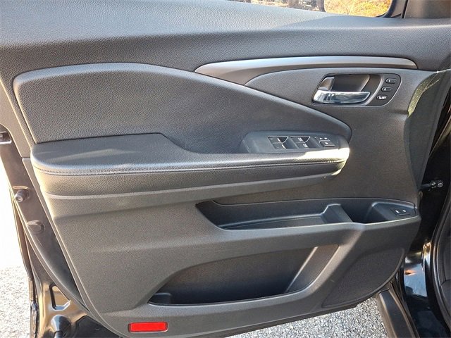 Used 2022 Honda Pilot Special Edition image 12