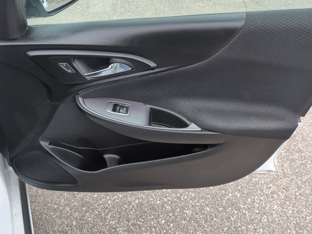 Used 2023 Chevrolet Malibu LT image 20