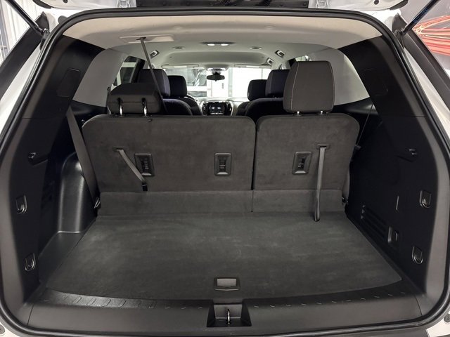Used 2021 Chevrolet Traverse LT image 21