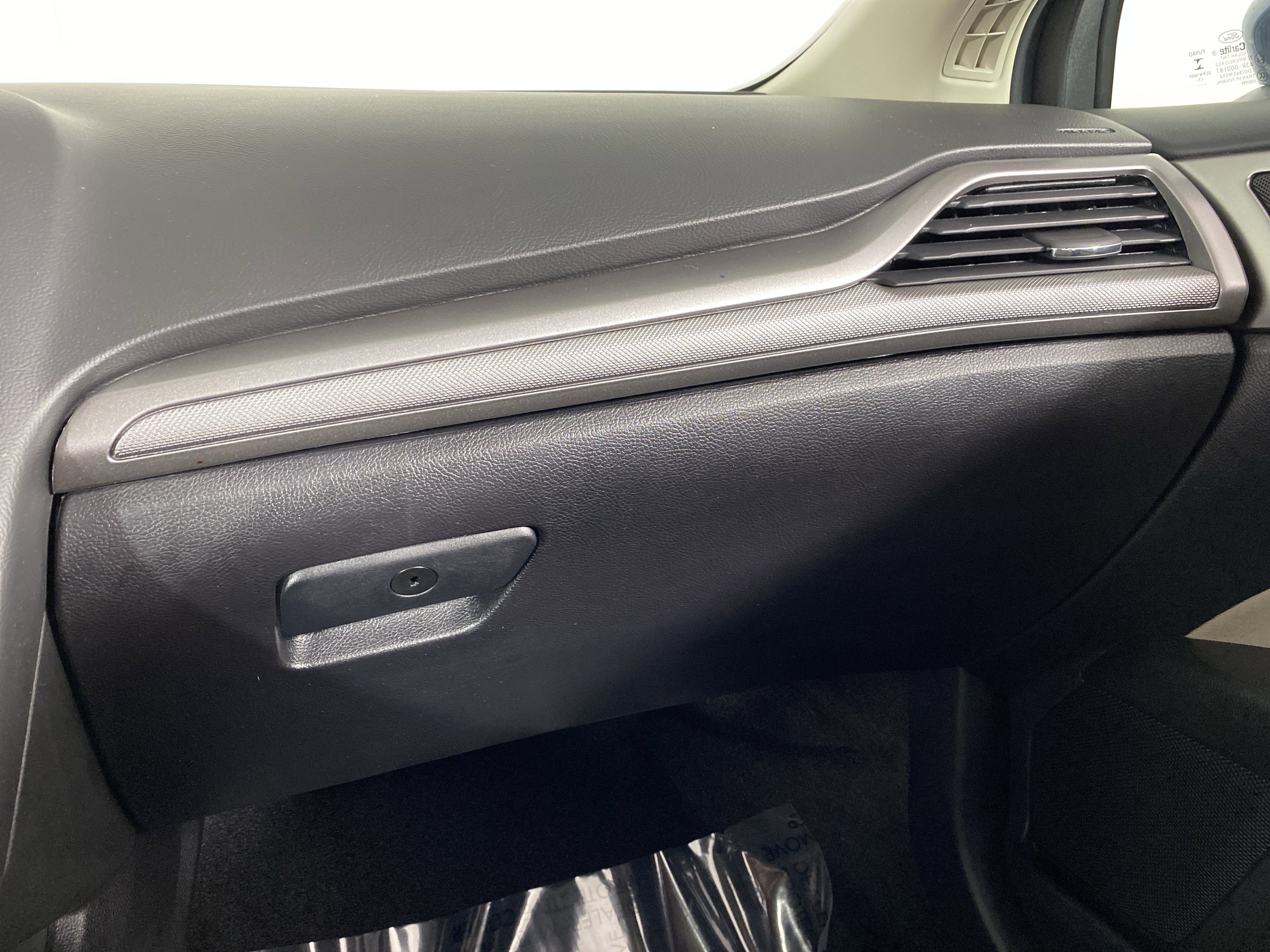 Used 2018 Ford Fusion S image 35