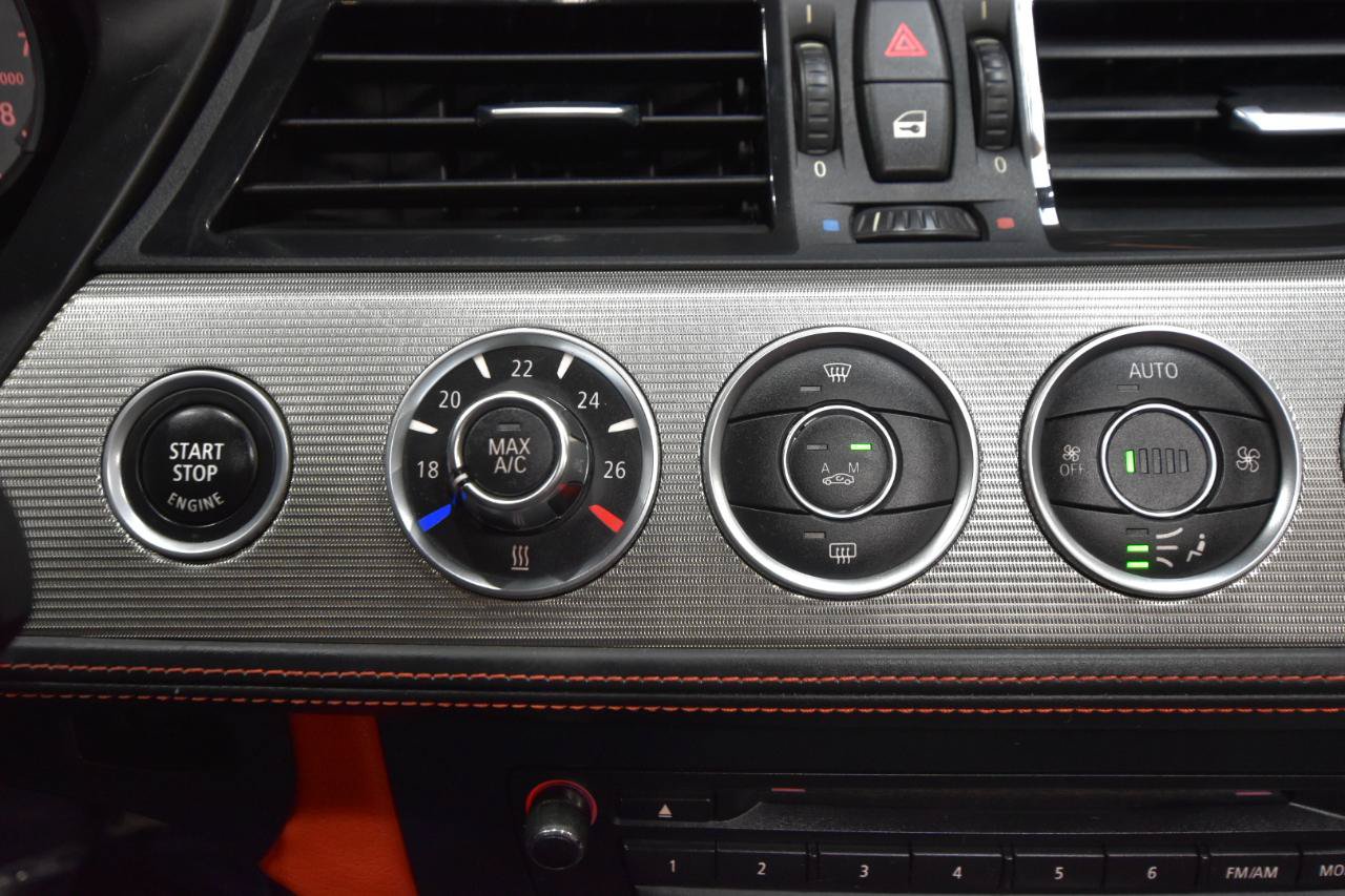 Used 2015 BMW Z4 sDrive35is RWD image 30
