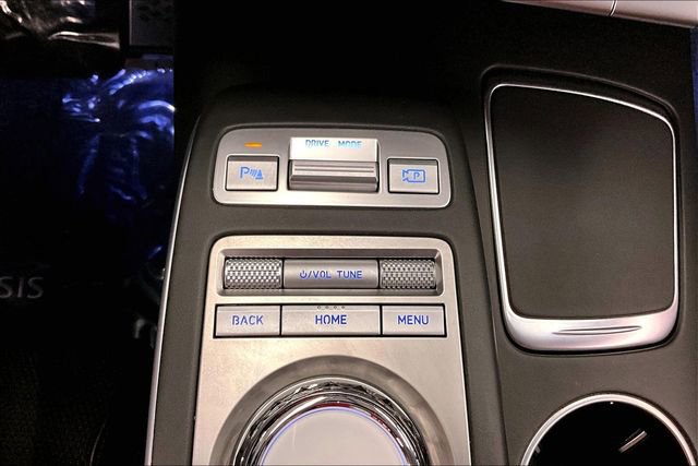 Used 2023 Genesis GV70 2.5T w/ Sport Prestige Package image 36