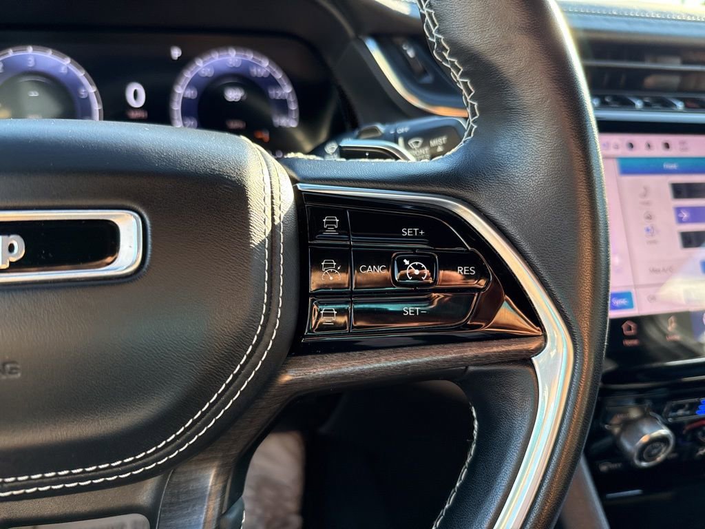 Used 2022 Jeep Grand Cherokee L Overland image 17