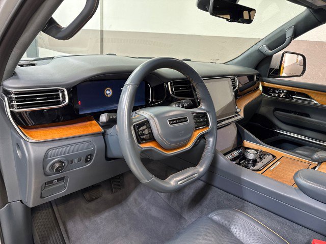 Used 2022 Jeep Grand Wagoneer Series II w/ Premium Group II image 19