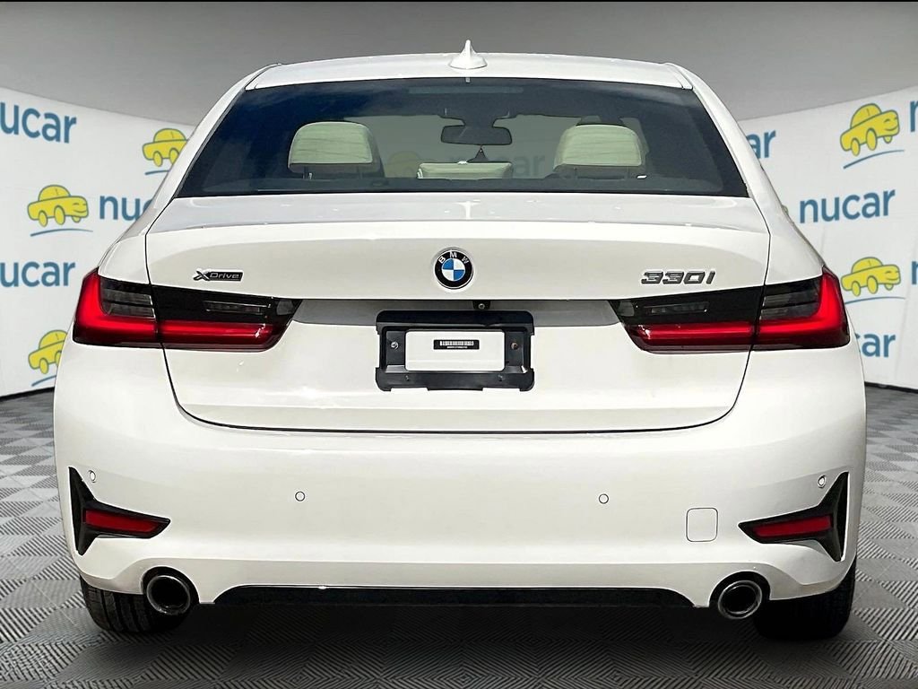 Used 2019 BMW 330i xDrive Sedan w/ Premium Package AWD/4WD image 5