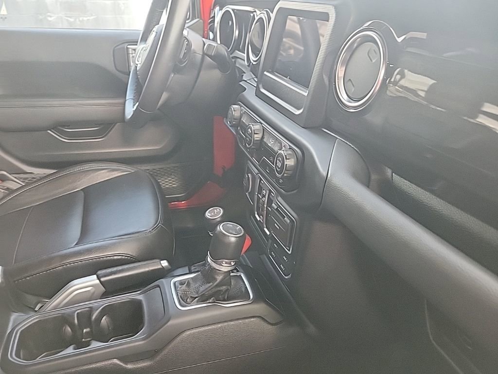 Used 2021 Jeep Wrangler Unlimited Sahara AWD/4WD image 47