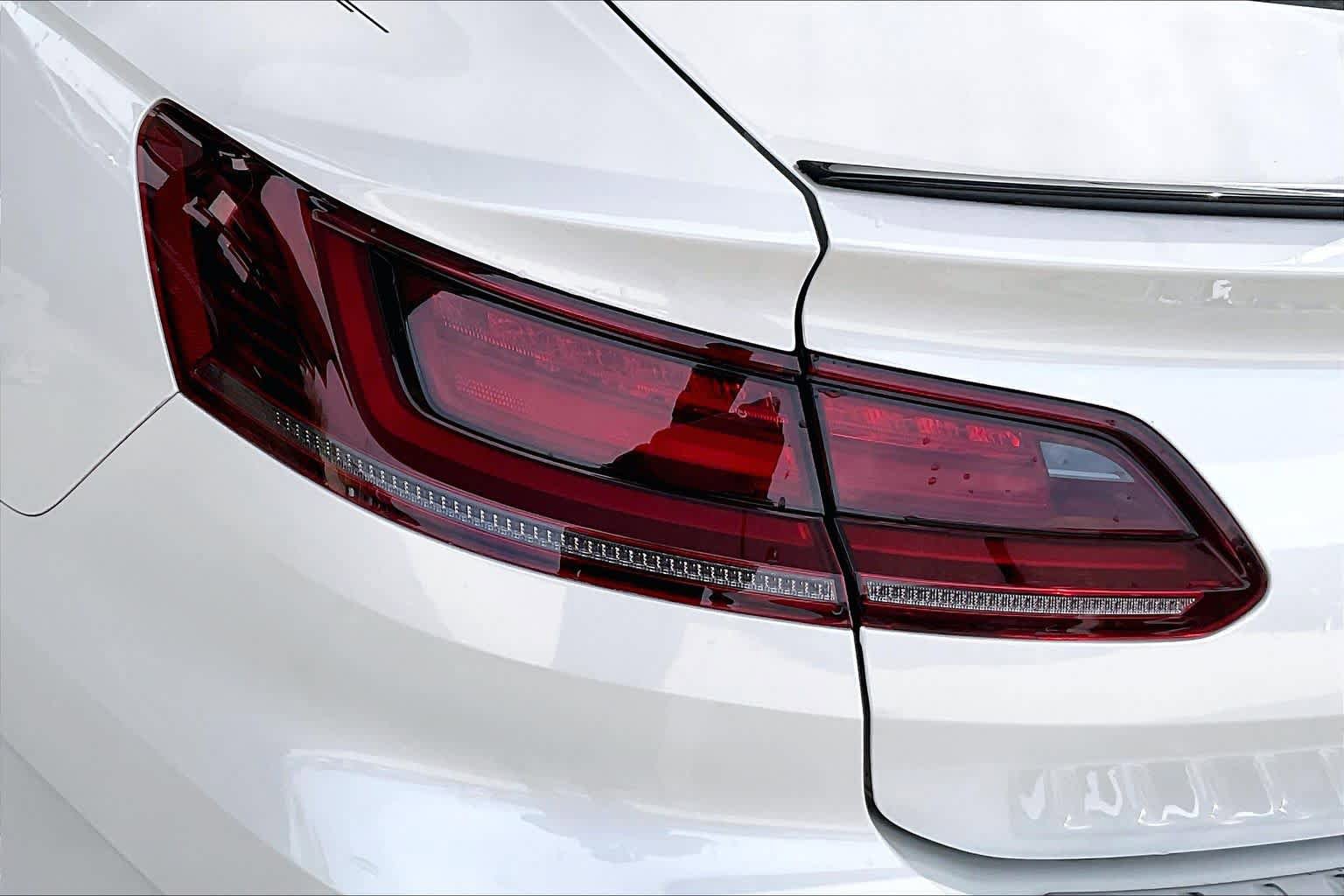 Used 2023 Volkswagen Arteon SEL w/ Arteon MDO Package image 29