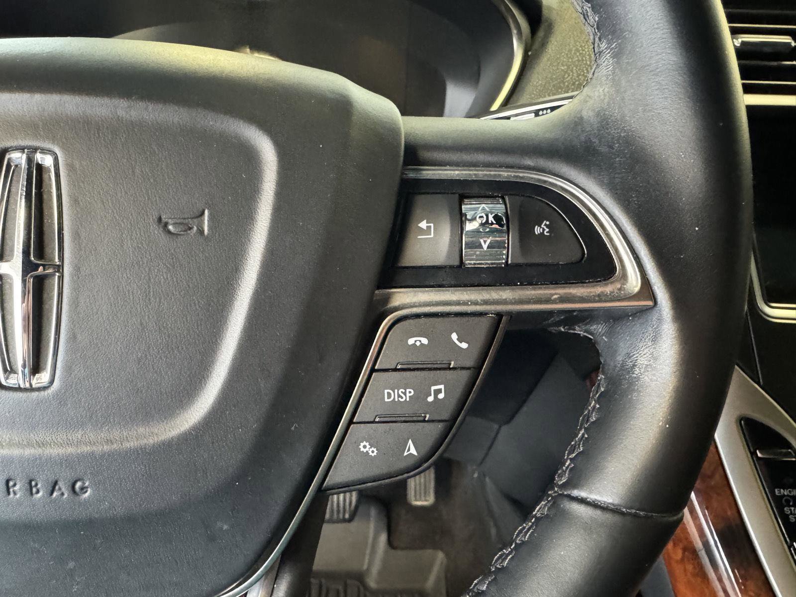 Used 2020 Lincoln Nautilus Reserve w/ Monochromatic Package image 15