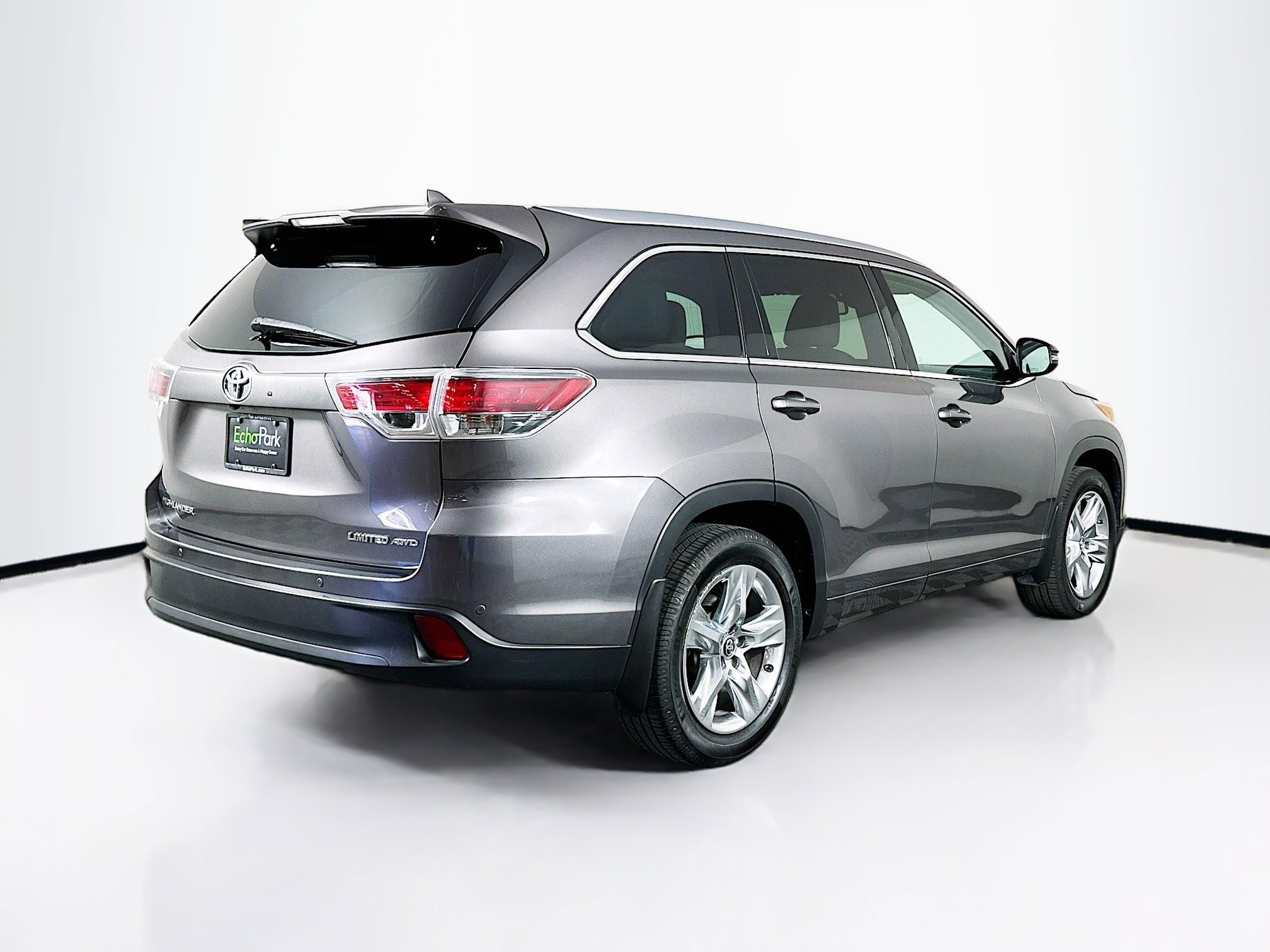Used 2016 Toyota Highlander Limited Platinum image 9