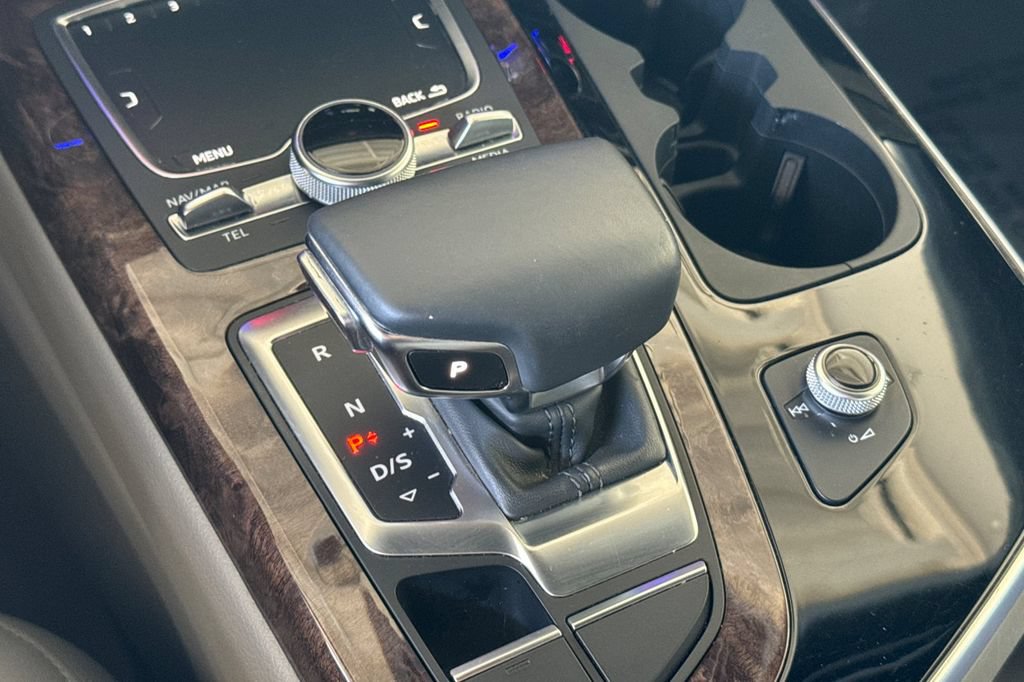 Used 2019 Audi Q7 3.0T Prestige AWD/4WD image 20