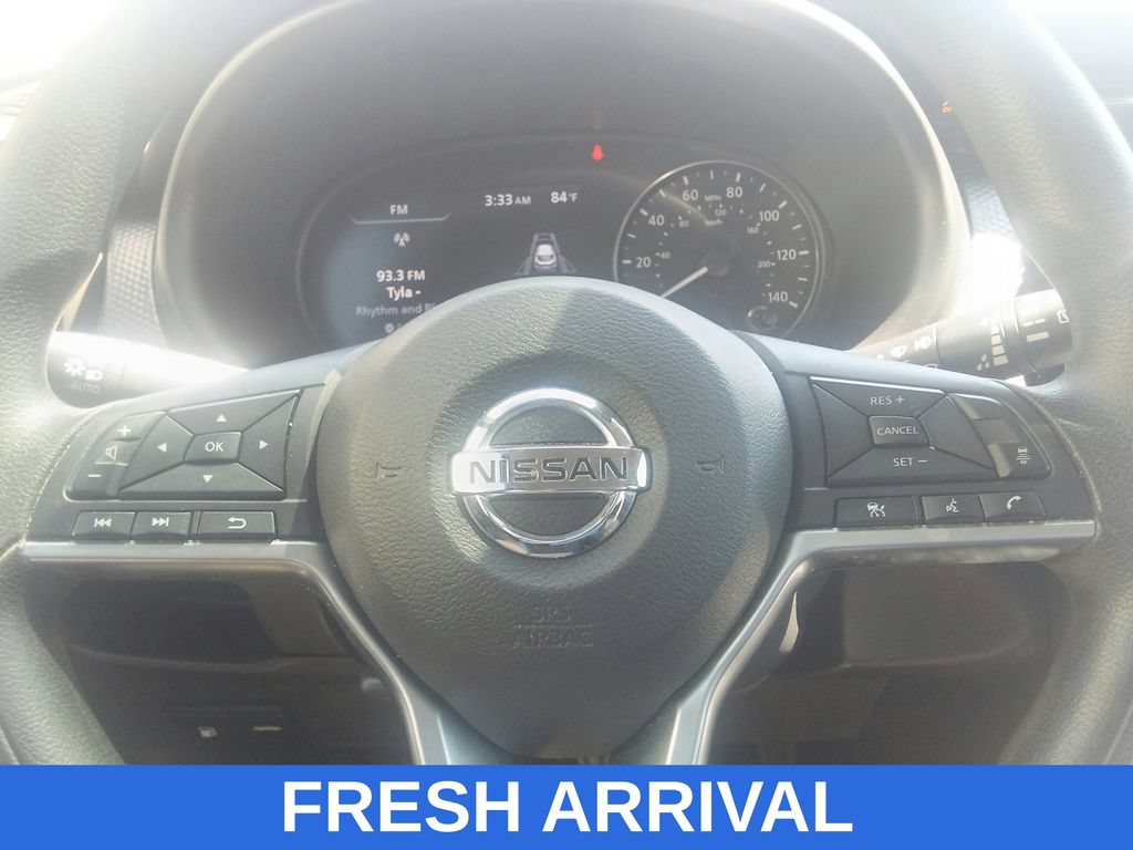 Used 2021 Nissan Kicks SV FWD image 22