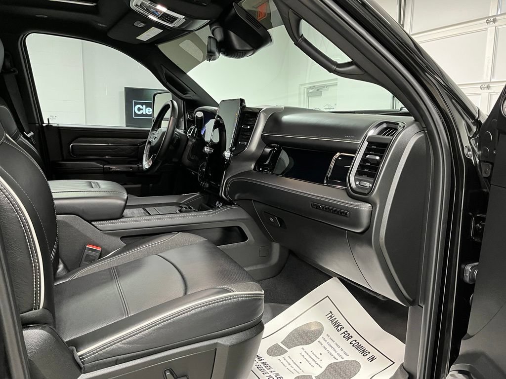Used 2025 RAM 2500 Limited AWD/4WD image 56
