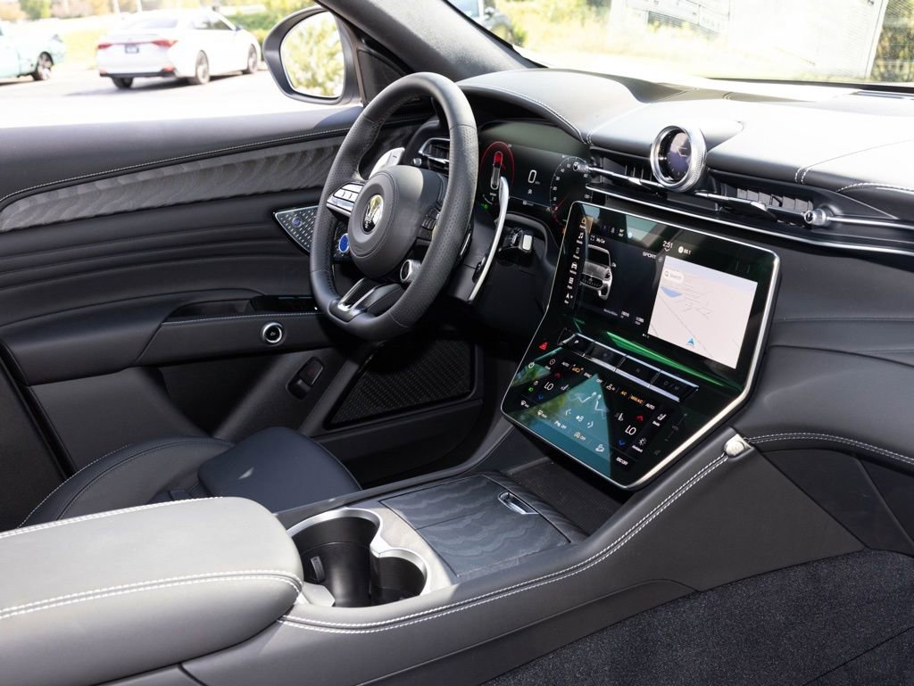 New 2025 Maserati Grecale GT image 47