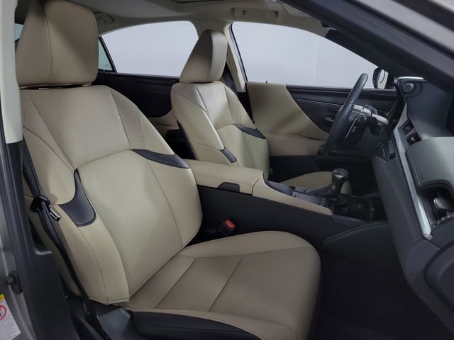 Used 2019 Lexus ES 350 w/ Premium Package image 16