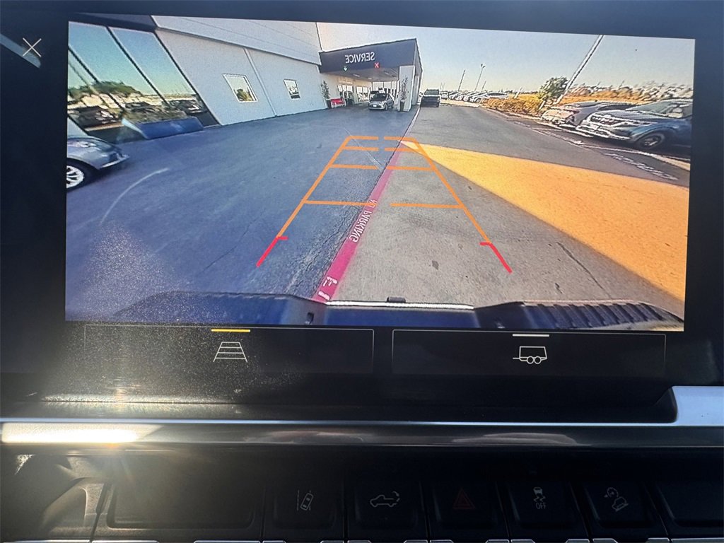 Used 2024 Chevrolet Silverado 2500 LT image 20