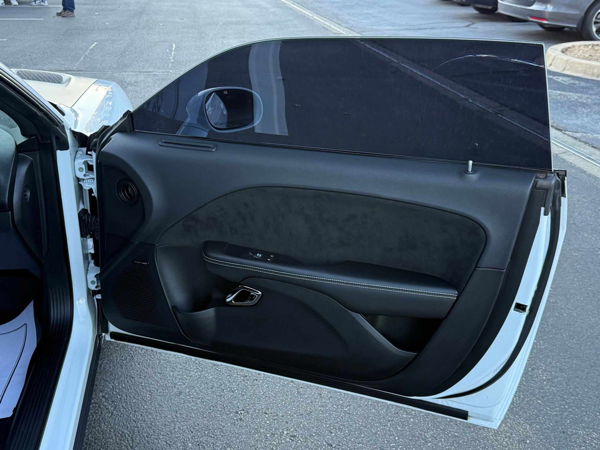 Used 2016 Dodge Challenger SRT Hellcat image 19