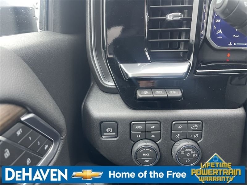 New 2026 Chevrolet Silverado 2500 High Country w/ High Country Premium Package AWD/4WD image 18