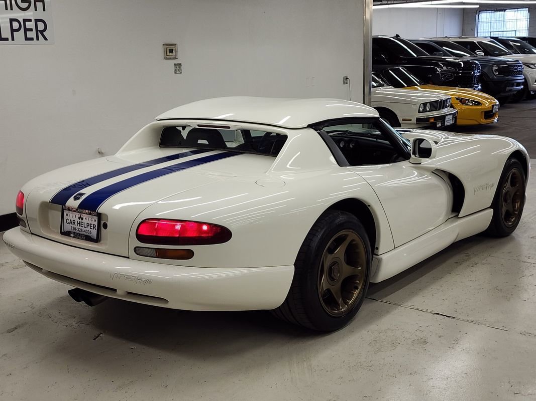 Used 1996 Dodge Viper RT/10 image 14