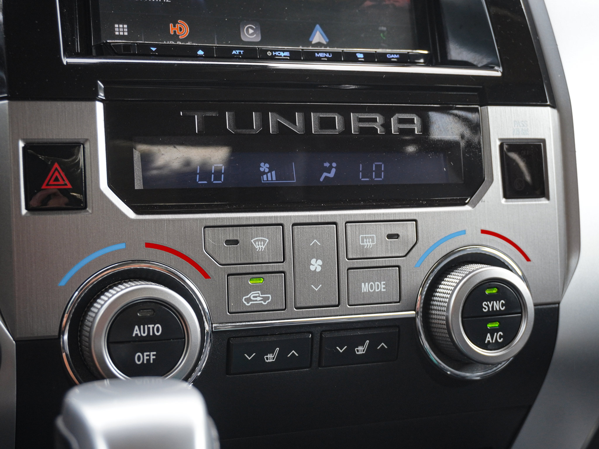 Used 2018 Toyota Tundra Limited w/ Limited Premium Package AWD/4WD image 25