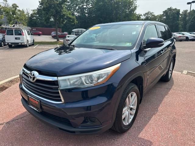Used 2015 Toyota Highlander LE 360° Tour