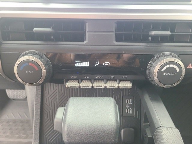 Used 2025 Toyota 4Runner SR5 image 27