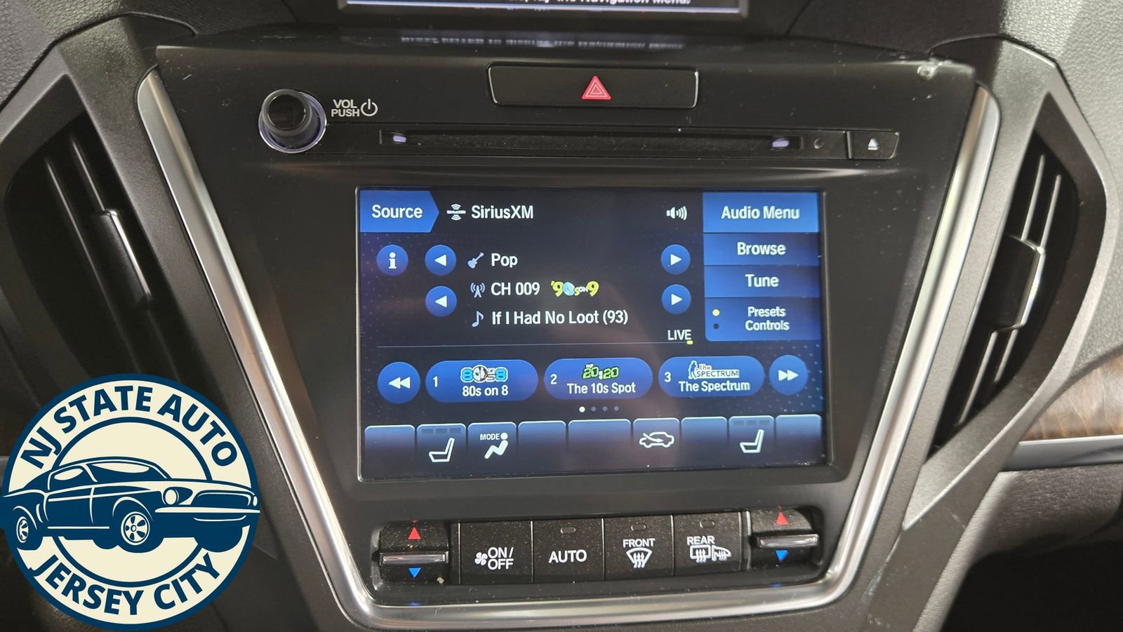Used 2019 Acura MDX Sport Hybrid w/ Technology Pkg image 16