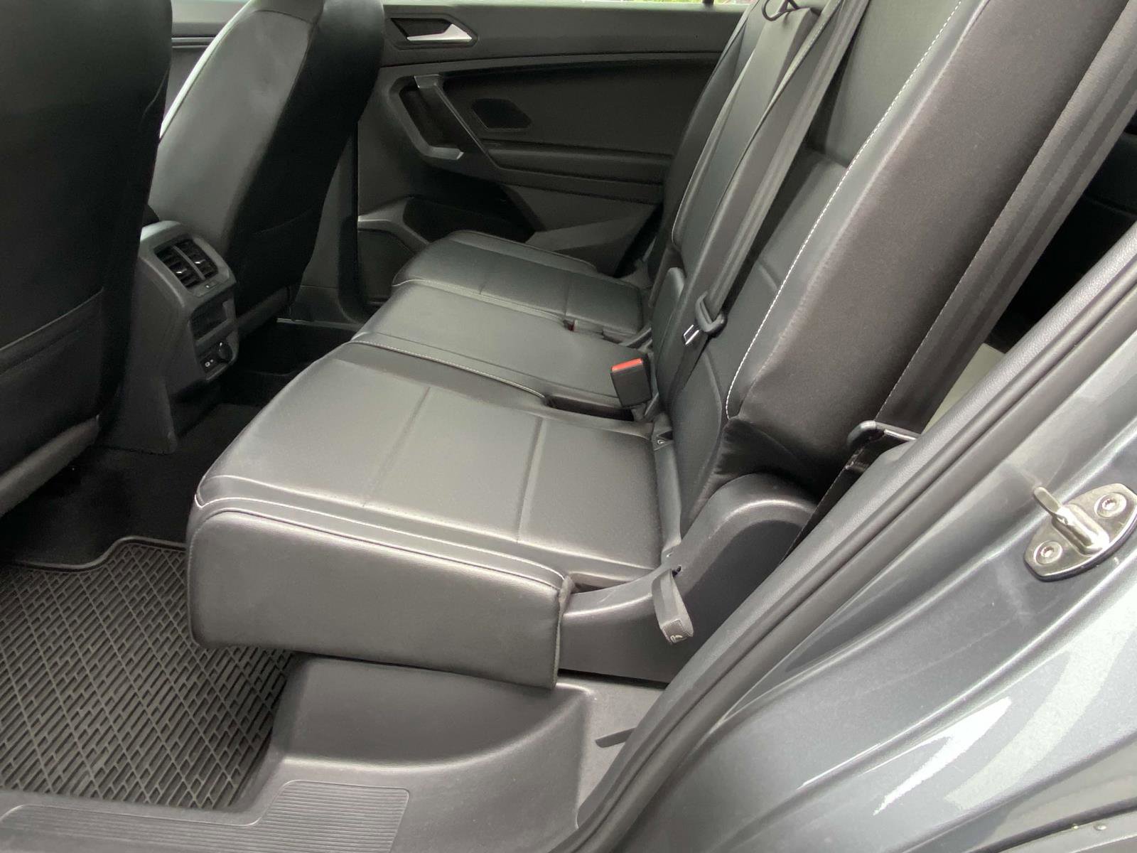 Used 2021 Volkswagen Tiguan S image 12