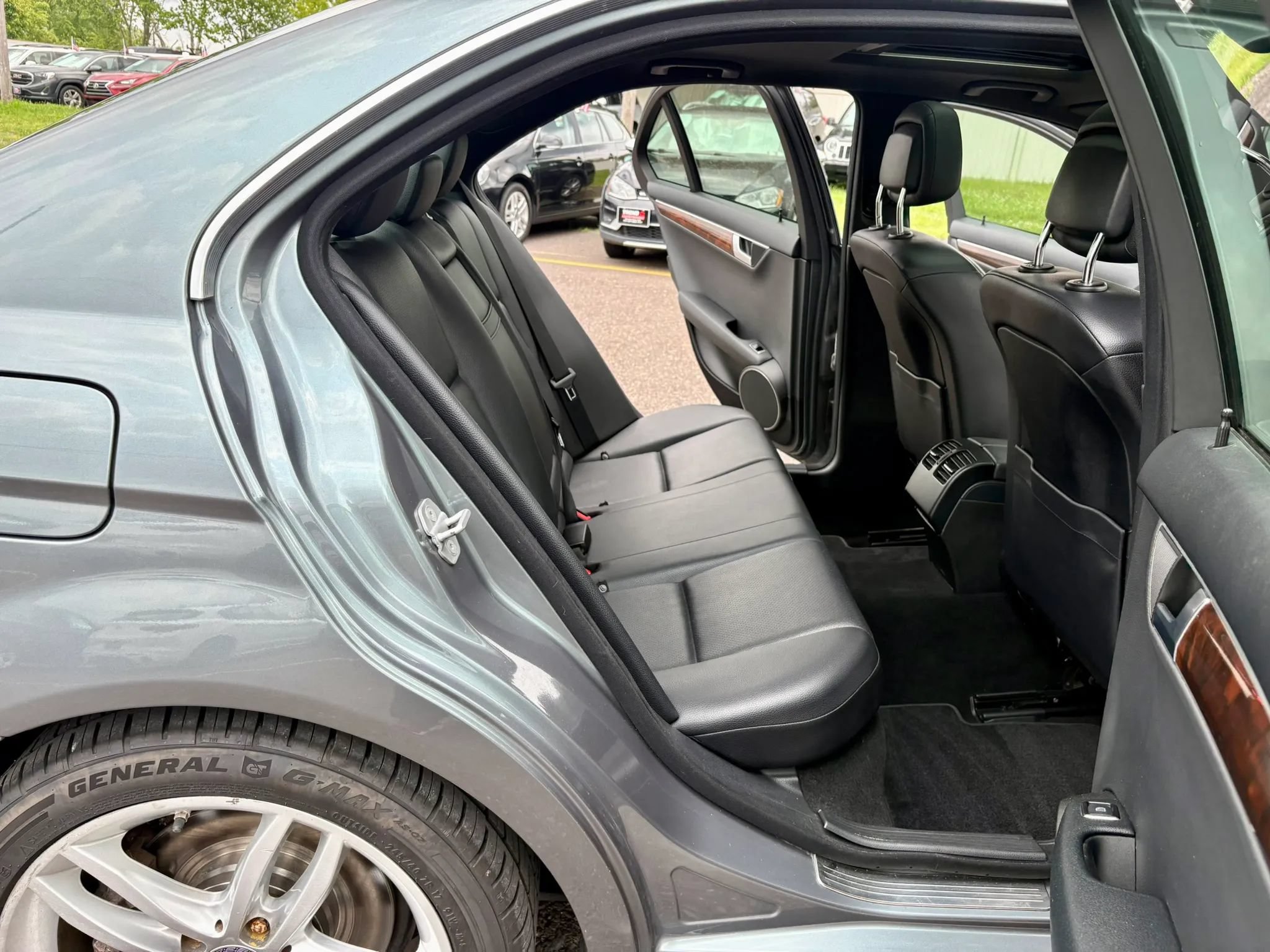 Used 2012 Mercedes-Benz C 300 4MATIC Sedan image 22