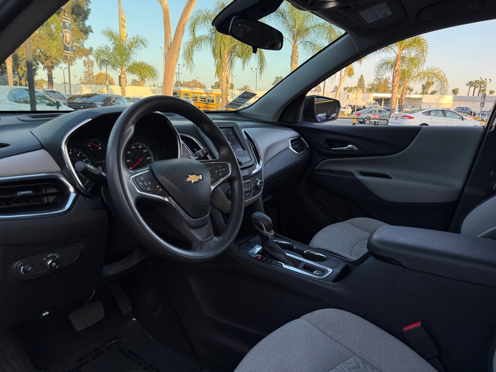 Used 2023 Chevrolet Equinox LS image 15