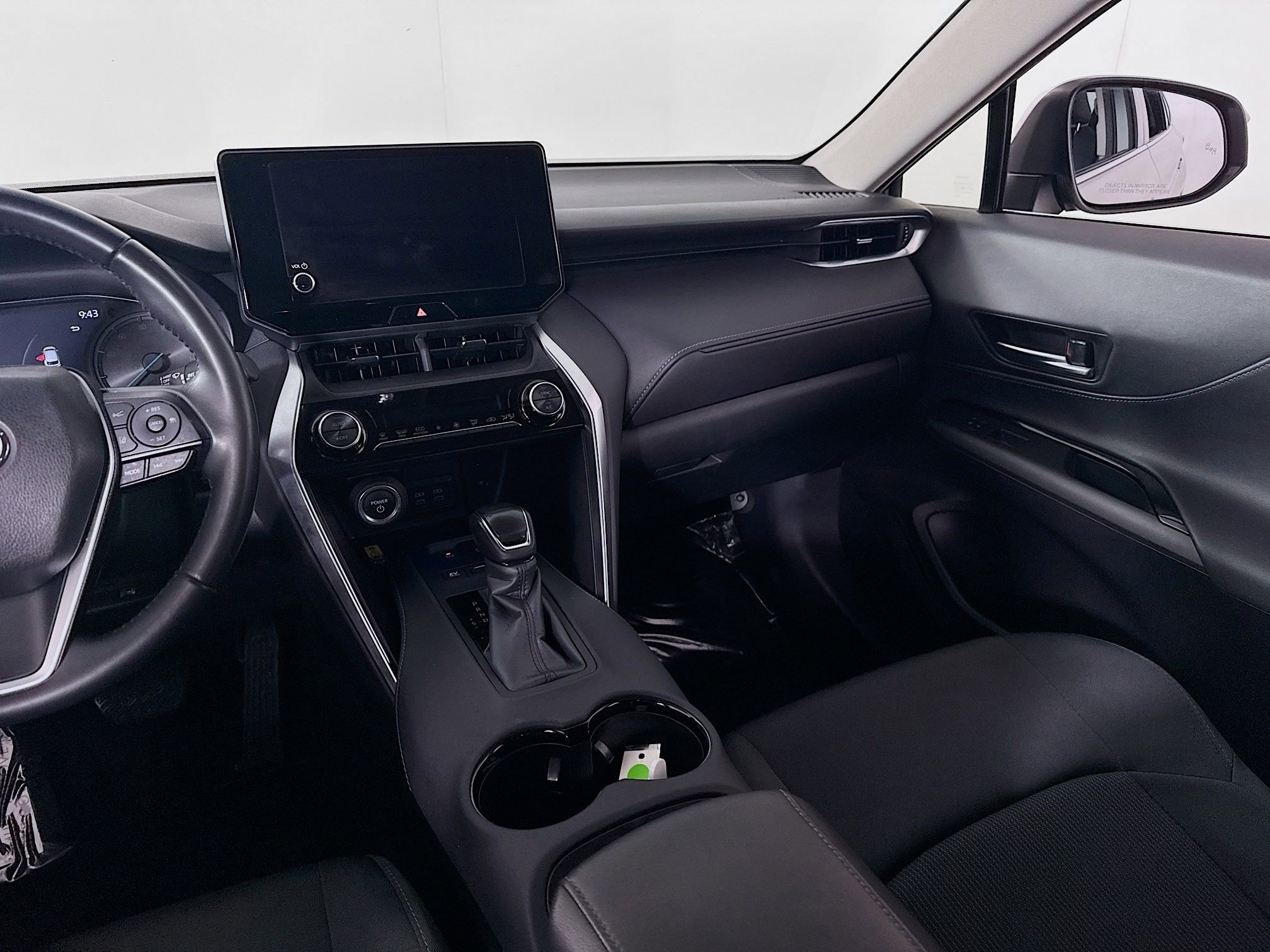 Certified 2024 Toyota Venza LE image 20